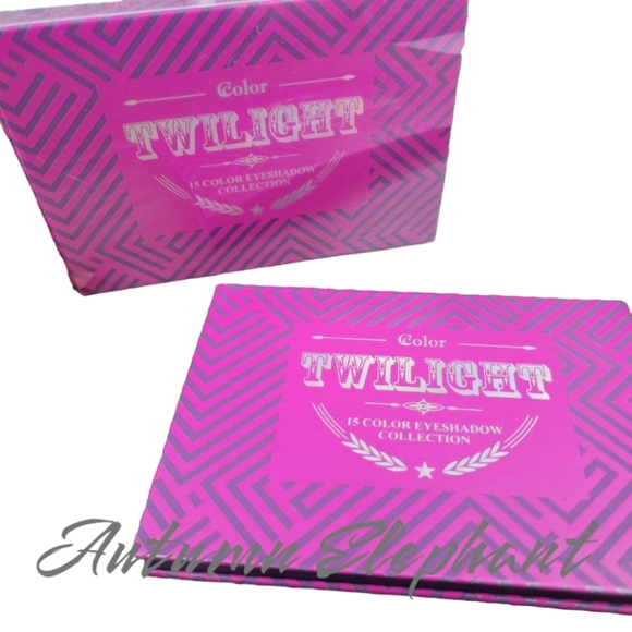 NWT Color Brand Makeup Set - Picture 2 of 7